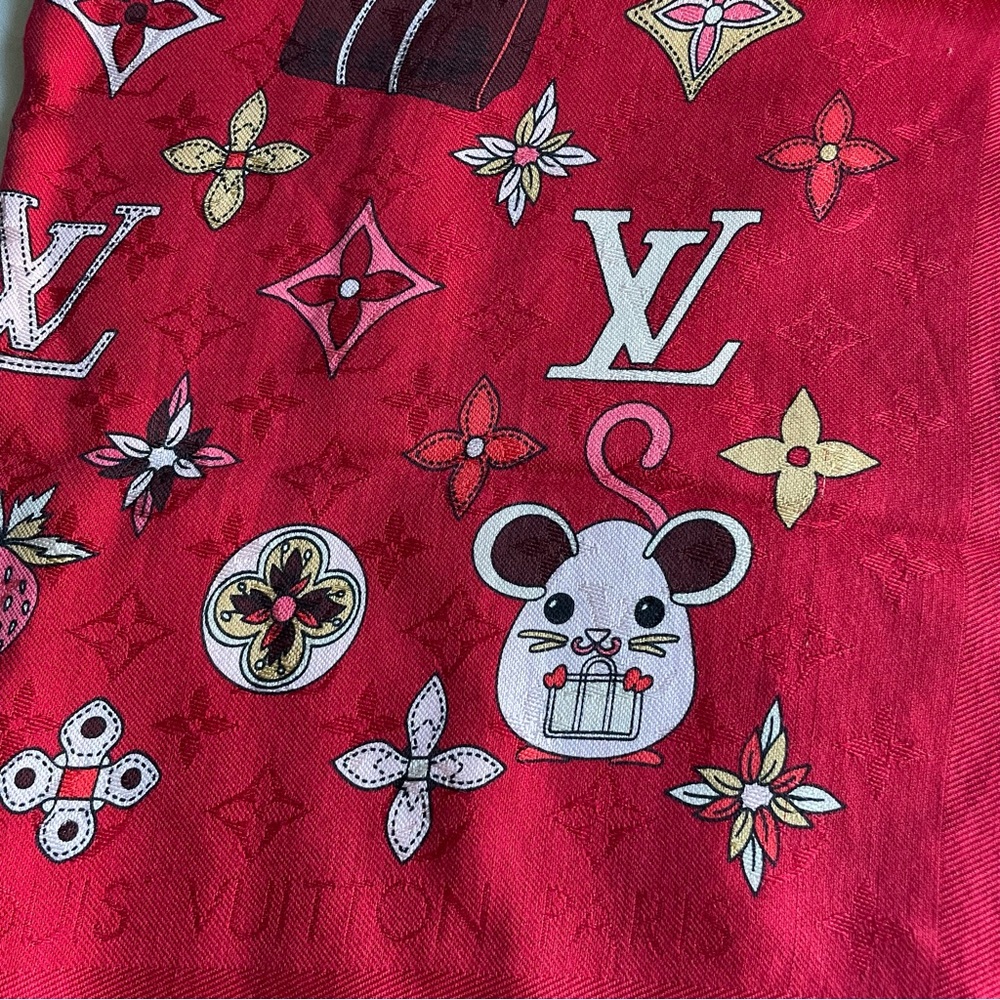 LOUIS VUITTON Year of the Rat Vuittonite Monogram Shawl